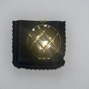 ESTĒE LAUDER Vintage Quilted Compact Lucidity Translucent Pressed Powder